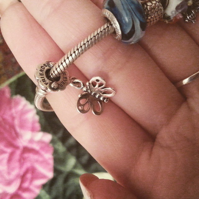 tashedfly3 в LOOKY — #friendsforever #другалек #pandora #love #love 😘