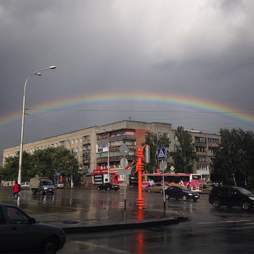 klimola в LOOKY — #rianbow #rain #clouds #sky #city #nofilter #радуга #дождь #