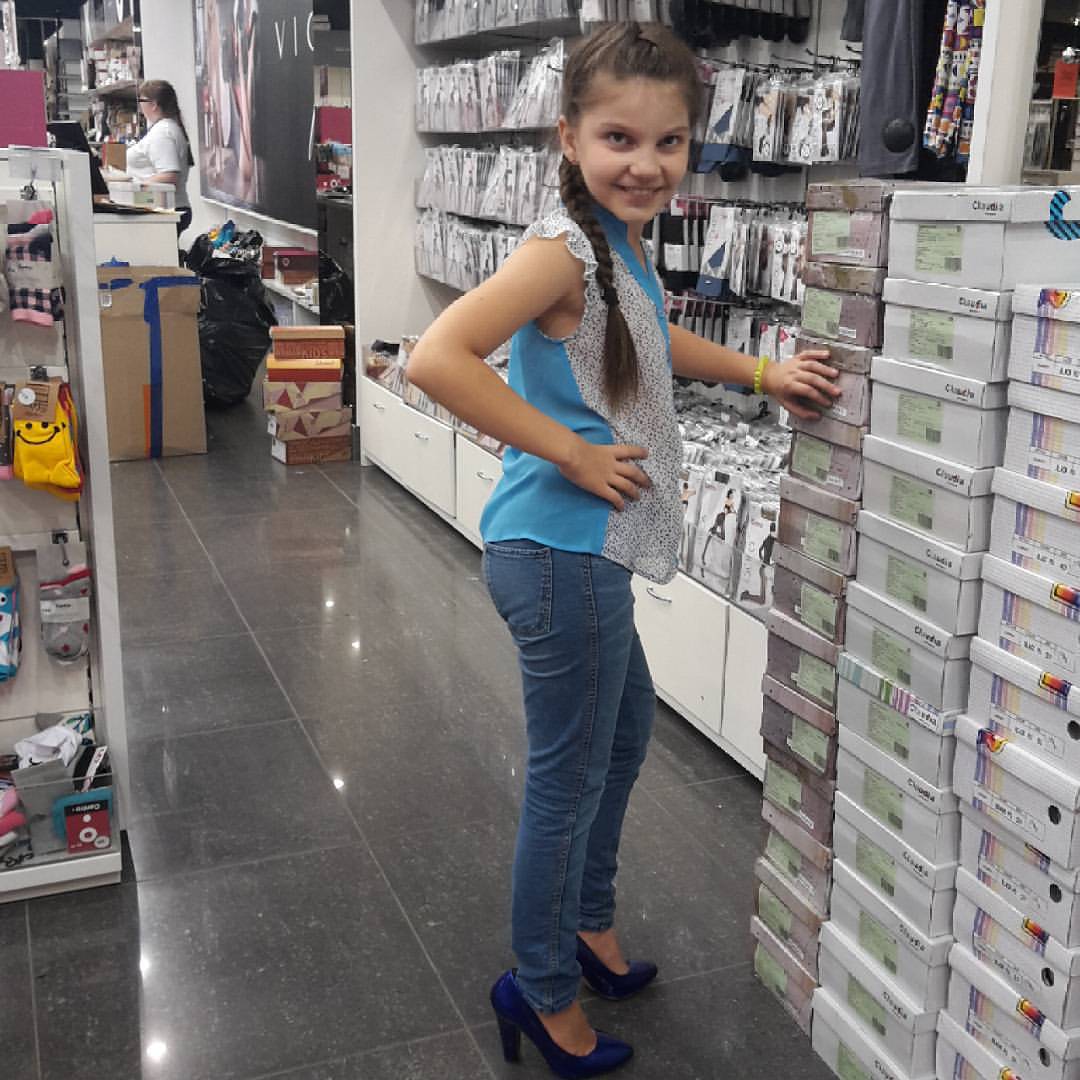 sinicacraft в LOOKY — Когда девочка попадает в обувной магазин,  Ахаха)))))
#делов