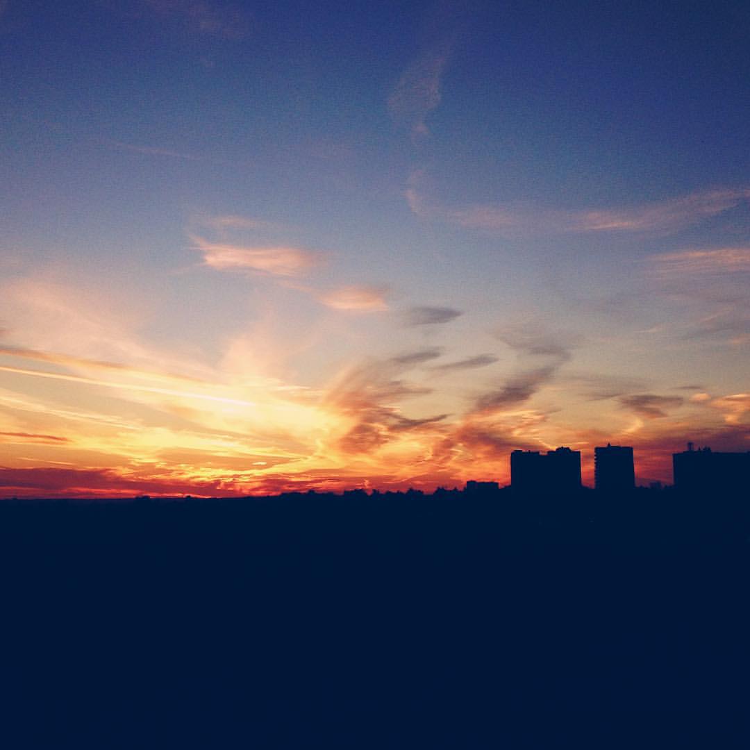 natashkin_ee в LOOKY — Краски осеннего неба #sunset #vsco #vscocam #vscorussia #дом