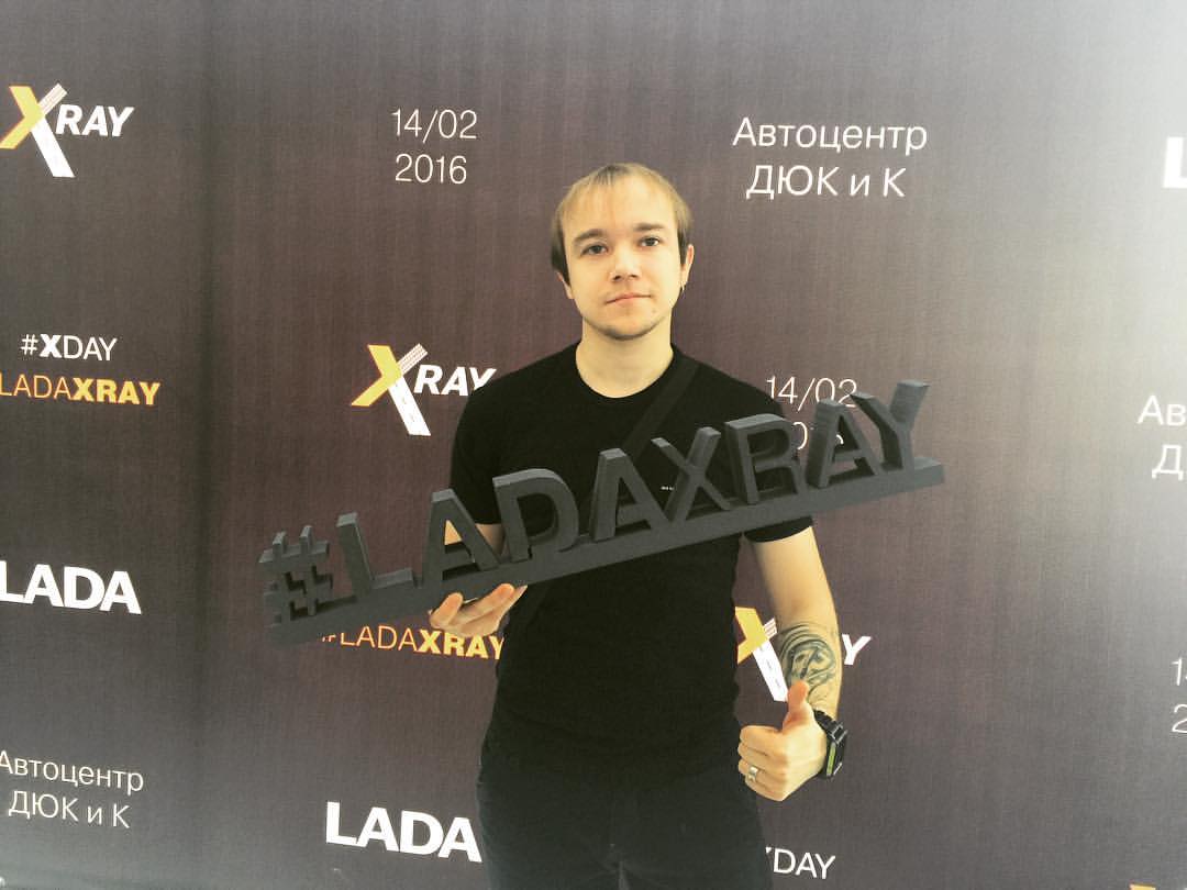 alexeyligr в LOOKY — На презентации #LadaXray в @duk_avto 
#LADAXRAY_ДЮКиК
#LIGRd