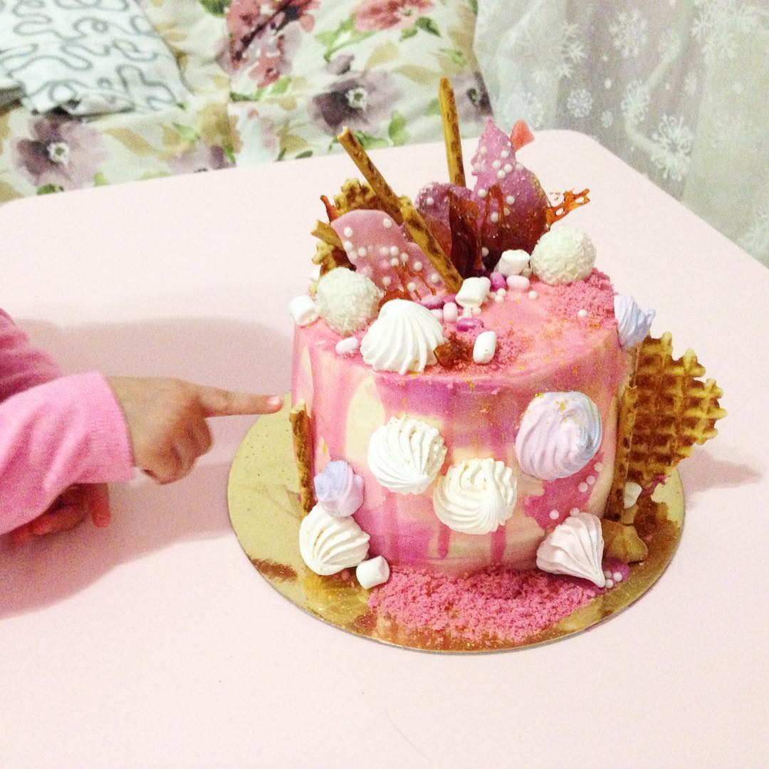 yuliya__esina в LOOKY — Посмотрите какая красота ! 😍 И оооочень вкусный 👍🏻🎂😋 Ре