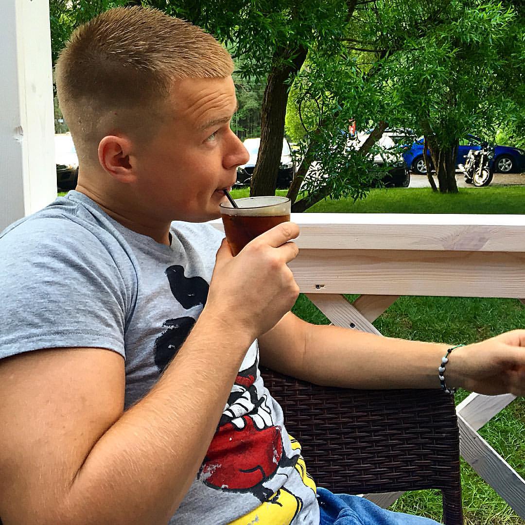 paulo_vedro в LOOKY — Все, сдался...аж небо плачет)...#а#где#мои#17#дней#кочка