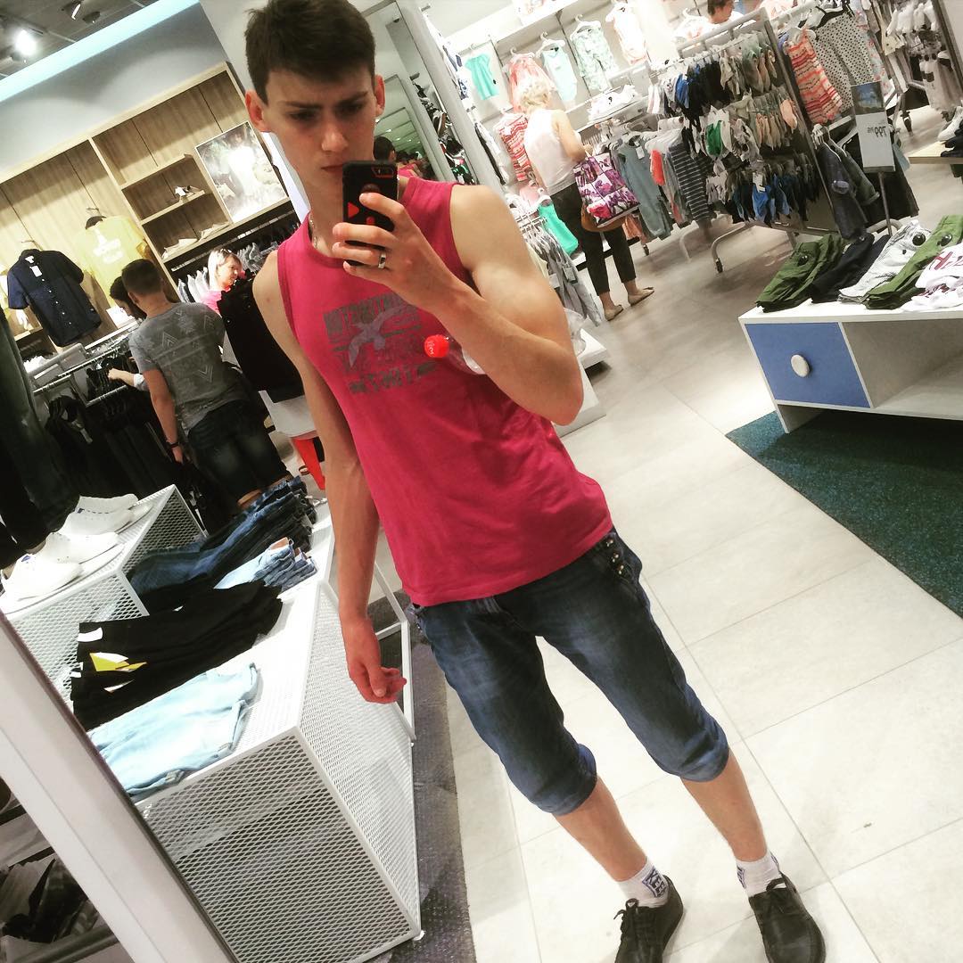 makossdzr в LOOKY. . null