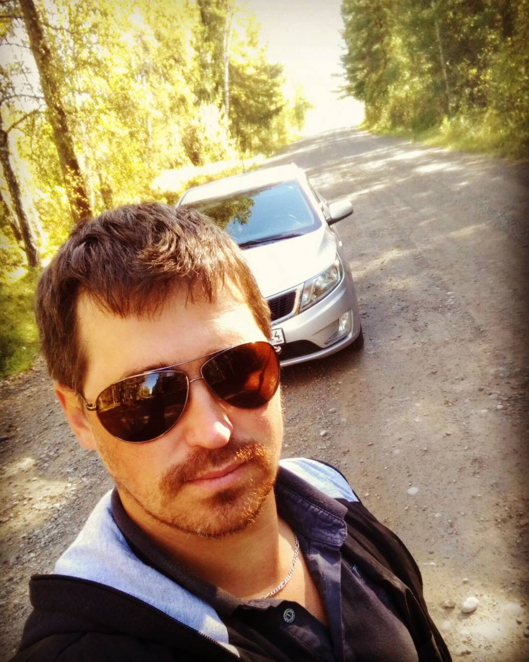 mskevg в LOOKY. #осень,#прекраснаяпогода,#тепло,#тачка,#дорогагрунт,#кедр,#сосна,#береза,#грибы,#шишки. #осень #прекраснаяпо...