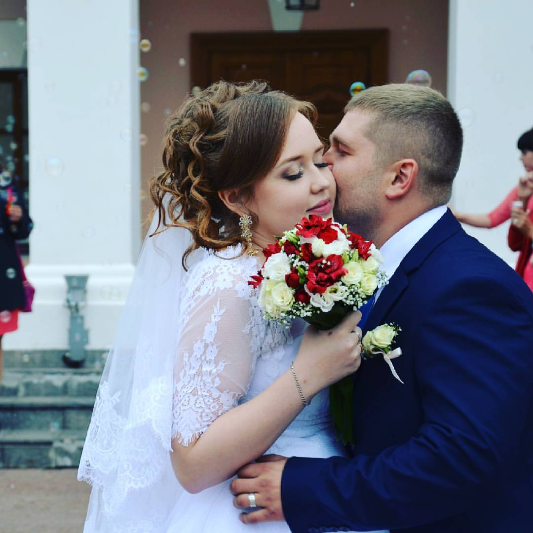 payusova_taro в LOOKY — Каждый его поцелуй как глоток свежего воздуха - нужен каждый