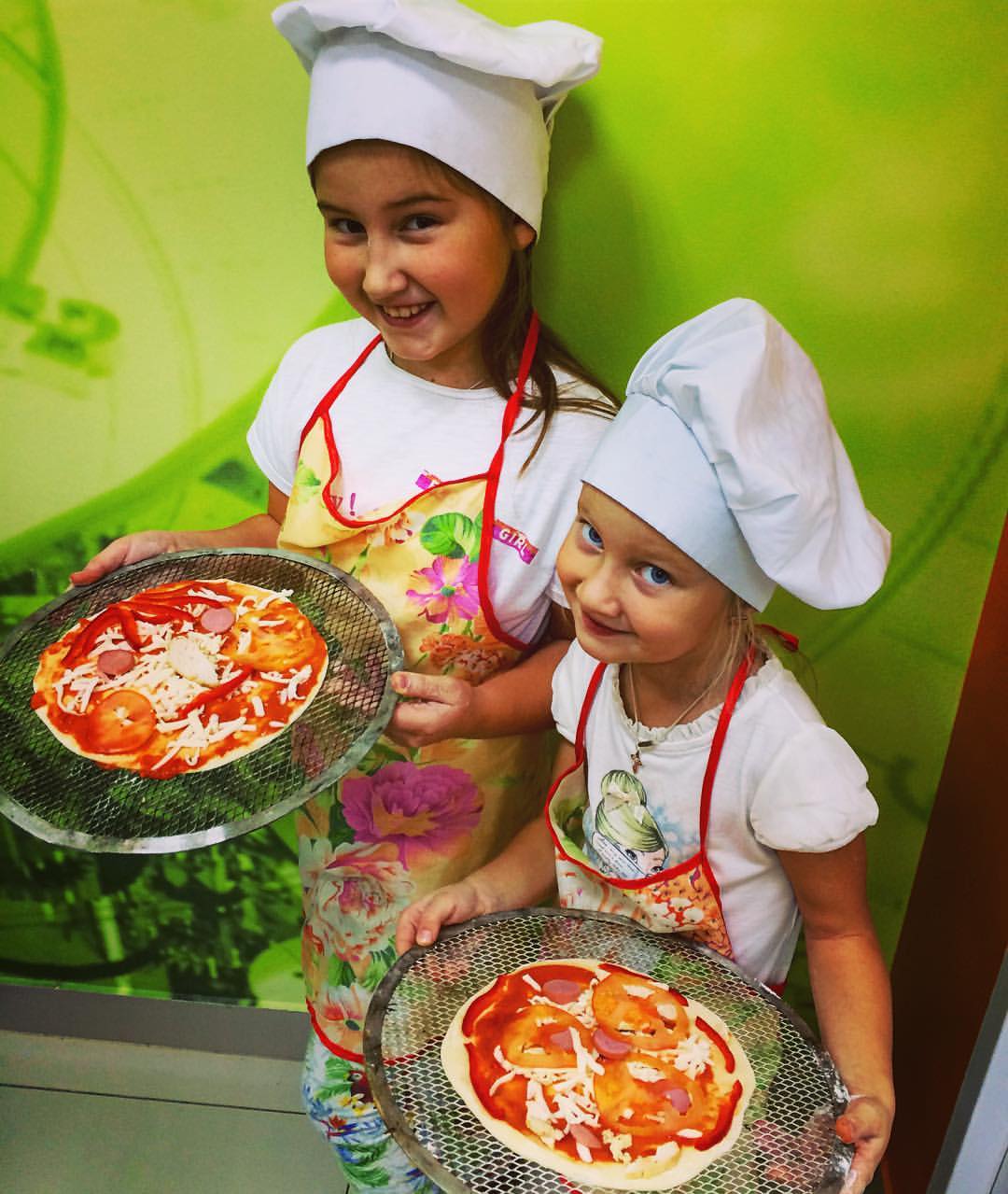 annrzh12 в LOOKY — Теперь точно не останусь голодной 🍕😋 #моиповарята 😜