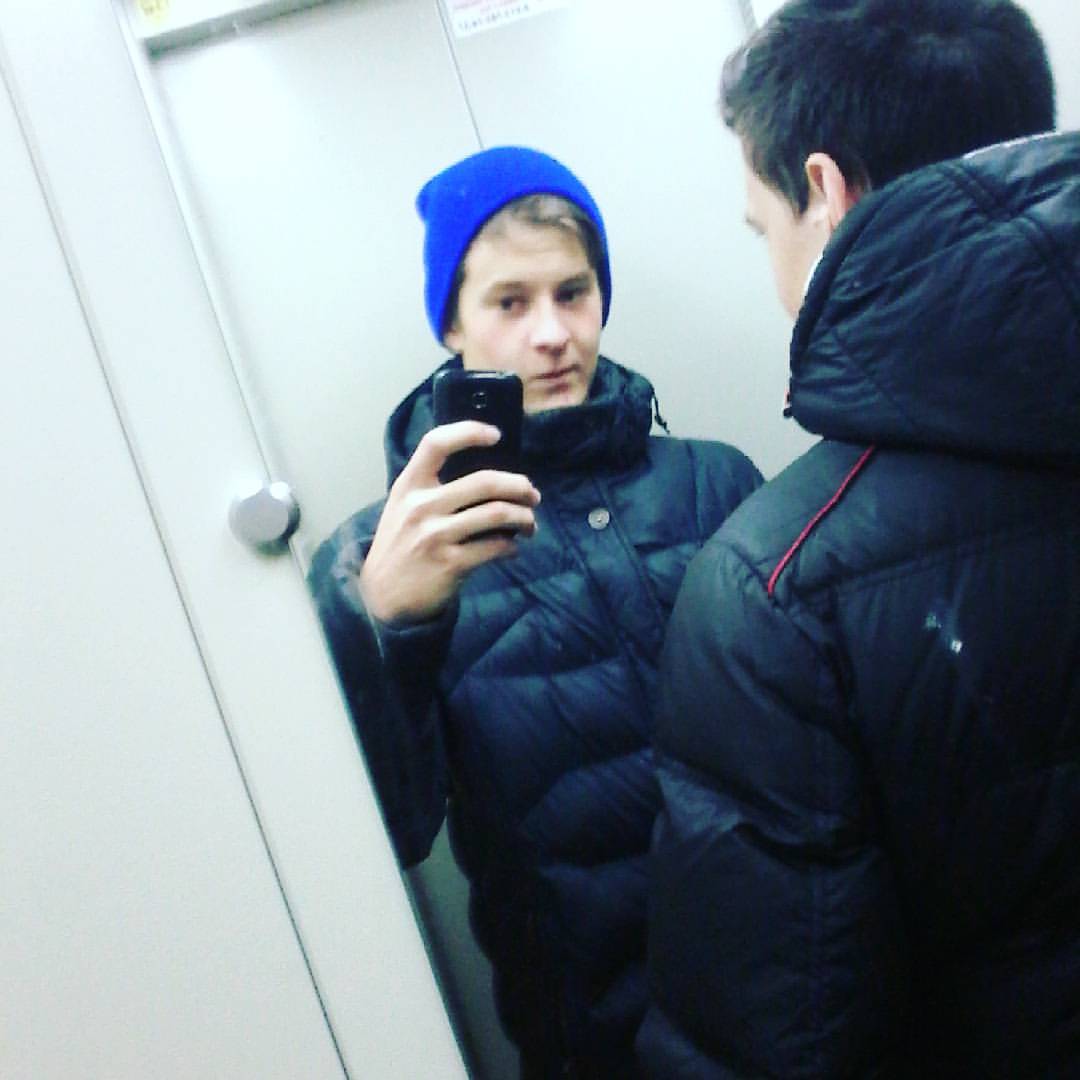 sashapynkov in LOOKY. . null