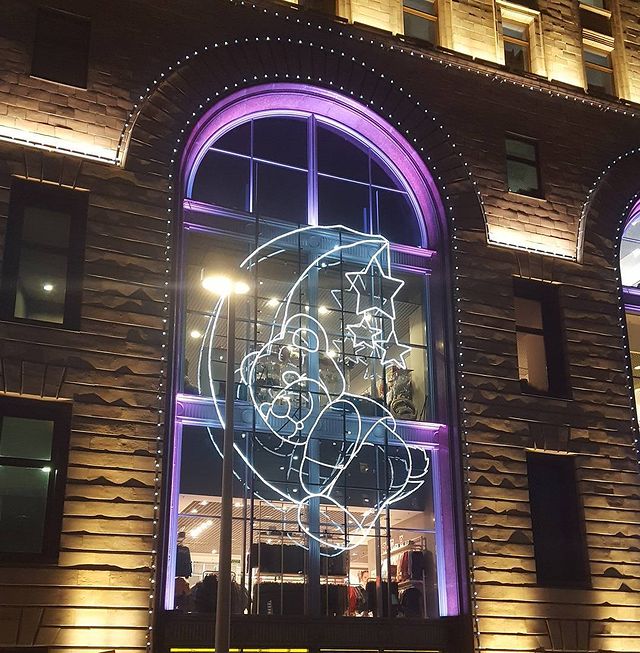 tv_mow_led в LOOKY. #moscowcity,#moscow_live,#moscowdays,#msk,#russia,#moskva,#intermsk,#мск,#москва,#москвалюблютебя,#москваялюблютебя,#russiaphoto,#russiaphoto_rus,#instagramrussia,#photography,#россия,#bf_russia,#gf_russia. Центральный Детский ...
