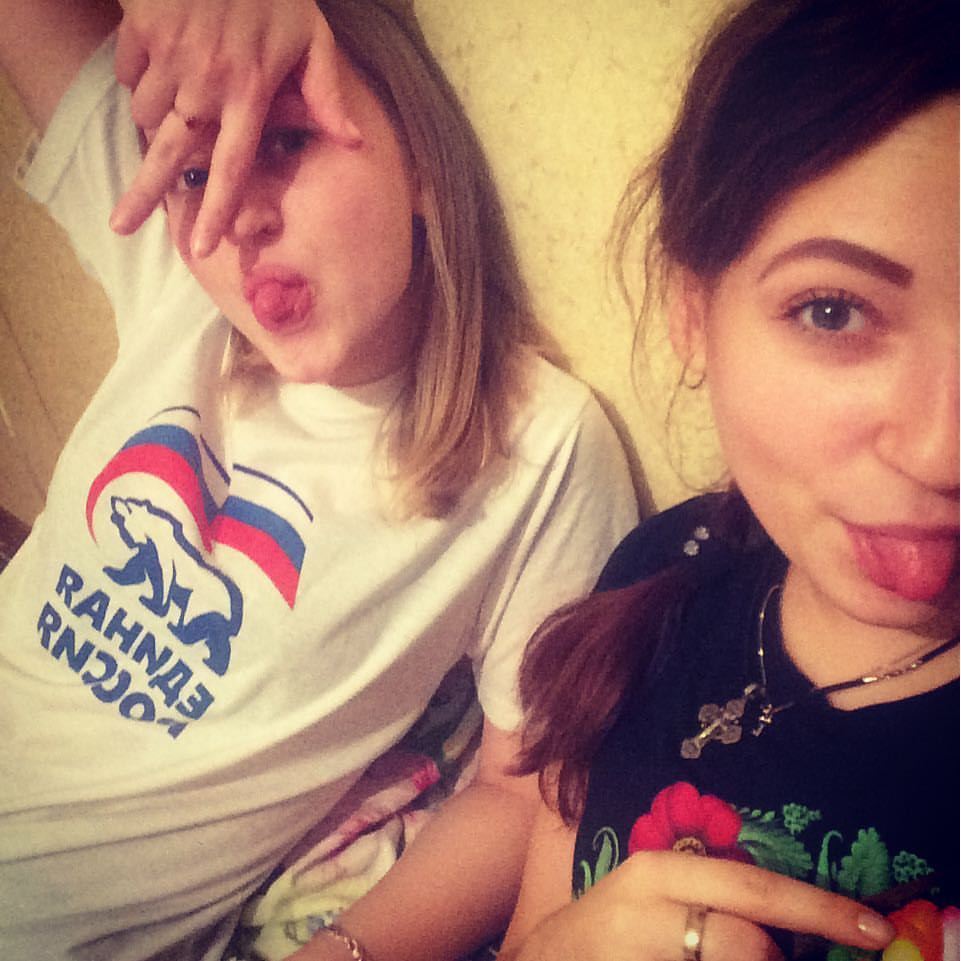 safonova_e_a_ в LOOKY — Коза @valeria.ignatenko 🐐💕 на часах 1:40, а мы не спим👯💜