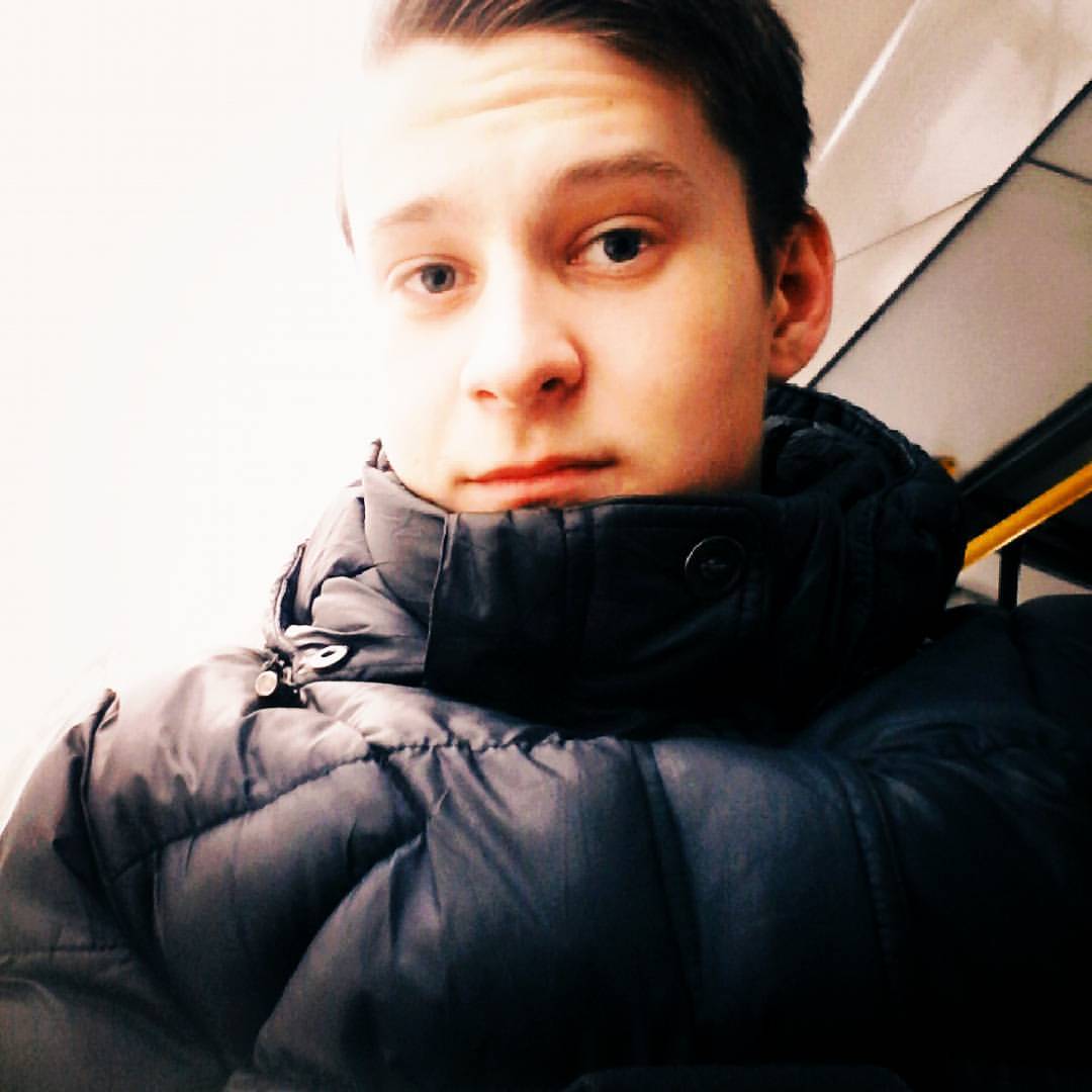 sashapynkov in LOOKY. . null