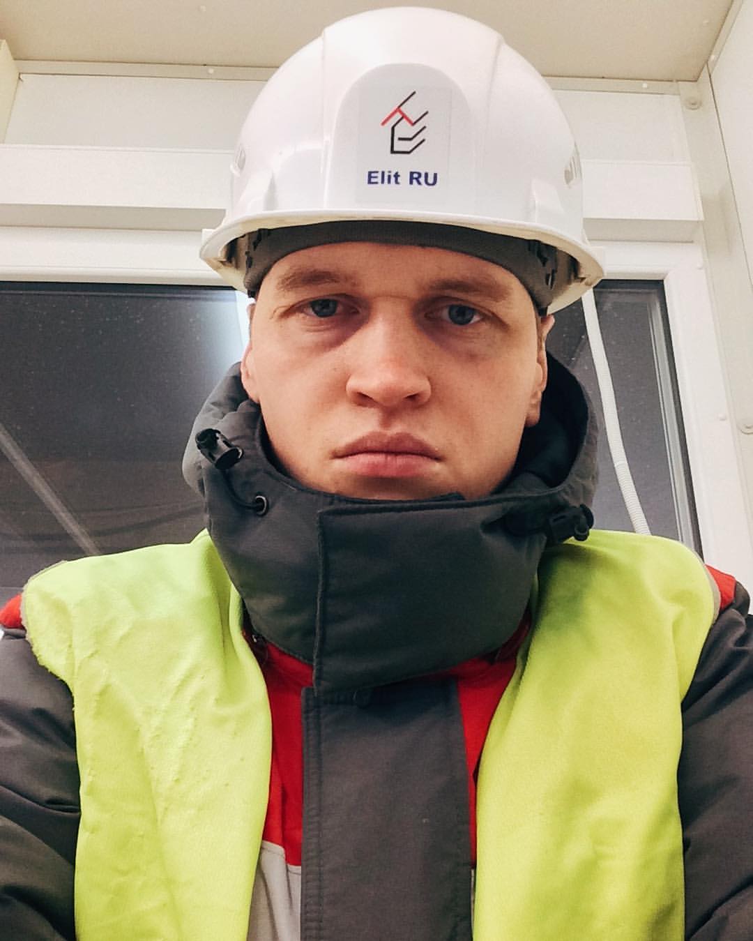 nadymov в LOOKY — Бесооные рабочие ночи
#Moscow#Москва#Работа#стройка