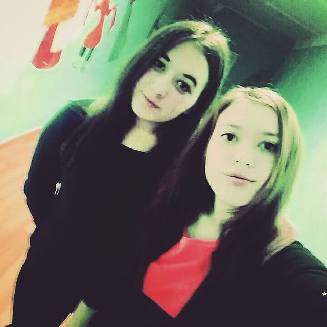oykinak в LOOKY. #подруга#школа#классные. #подруга#школа#класс...