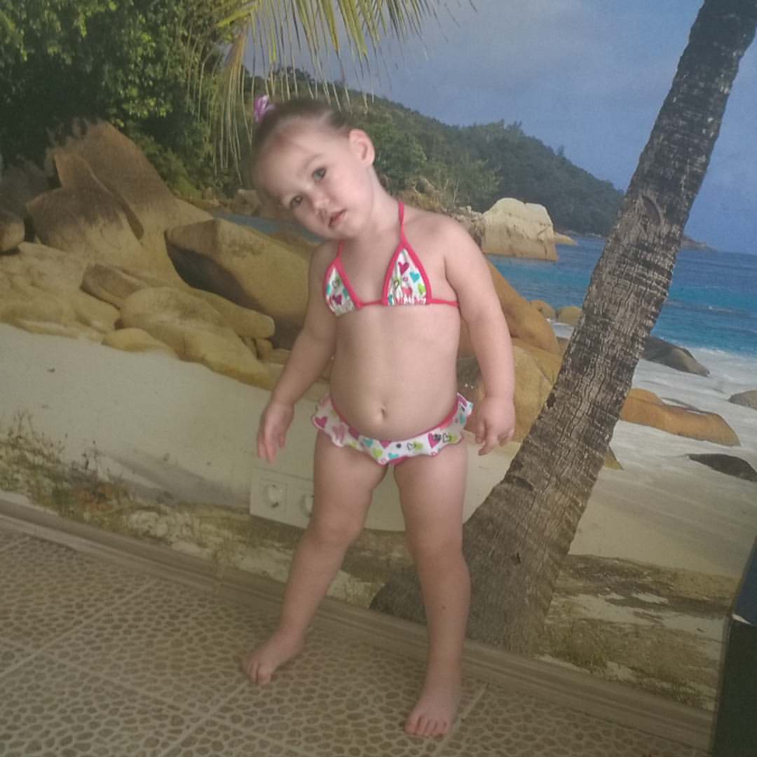 mar_mel_adka в LOOKY — Кто, где? А Дарья на море😆, готовится к заплыву, а главное 