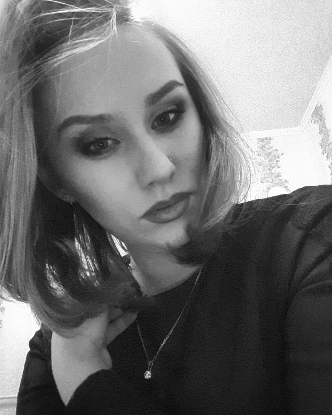 aleksaradionova в LOOKY — Твои глаза такие чистые, как небо.  Назад нельзя, такая сила