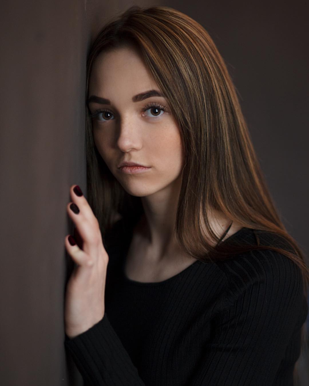 vzhukov_ph в LOOKY — Ph: Vasiliy Zhukov . Md: @lerka_strokova_ . Studio: @prosvet