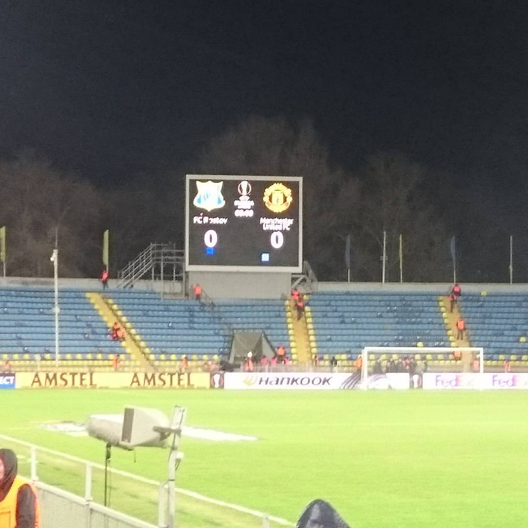 buntarka_161 в LOOKY — 2 часа до начала! ⚽ #Ростов #МЮ #футбол