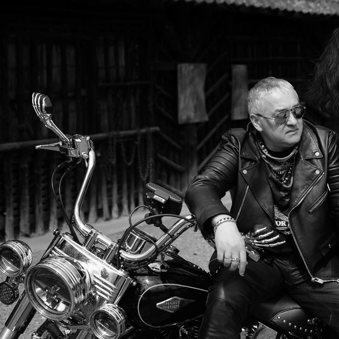 platonadventure313 в LOOKY — #showoffmybike #softail #heritagesoftailnostalgia #showoffmy