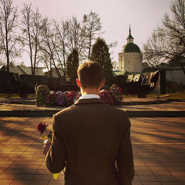 boldentura в LOOKY. #9мая,#деньпобеды,#спасибозапобеду. Поклонимся им низко,...
