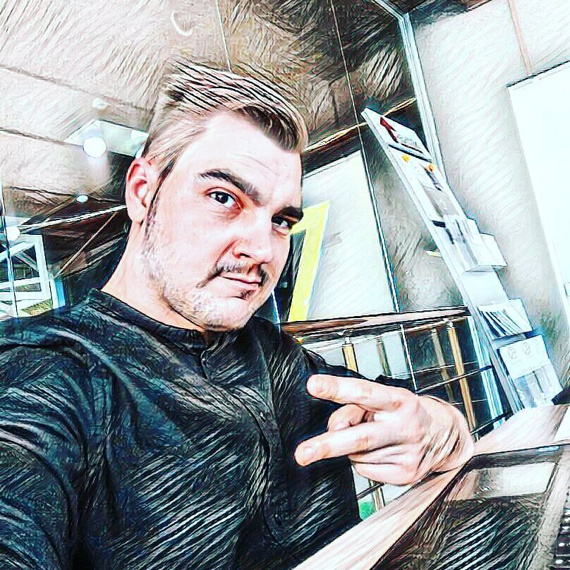 radionovboris в LOOKY — #ОКGOOGLE, что ты знаешь про Нейронные сети.

Мы сталкиваемс