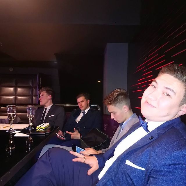 anton_nagikh в LOOKY. #nnov,#notnlirik,#YourFutureToday,#твоё_будущие,#ванеева82,#бесконечно_сильно,#успехтолькоуспех,#СМК. Когда устаешь от мер...