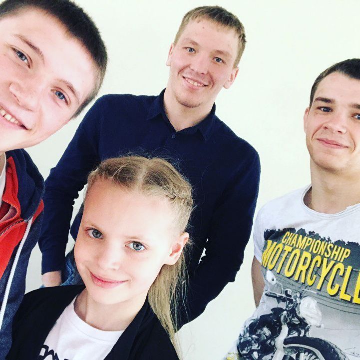 vladislavepanov в LOOKY. . null