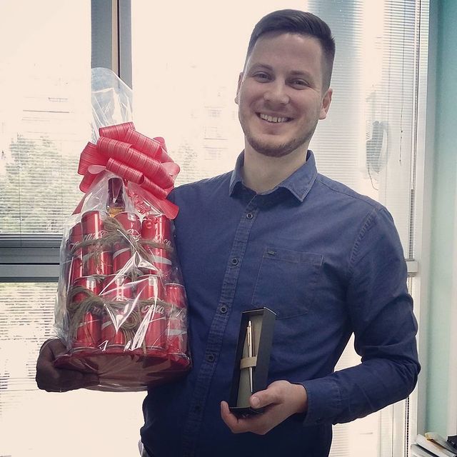 koltaviy в LOOKY. #pmtlab,#любимаяработа,#пмт,#1июня,#теперьвамменявсюжизньзащищать. Коллектив поздравляе...