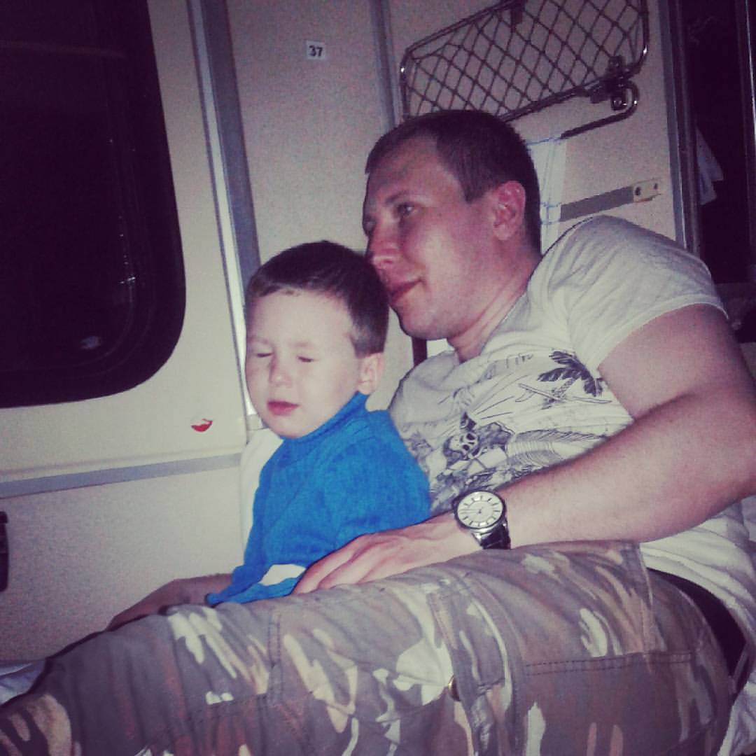 rinn04ka в LOOKY — Едееем) успеть на поезд с двумя детьми это подвиг💪💪💪 #еде