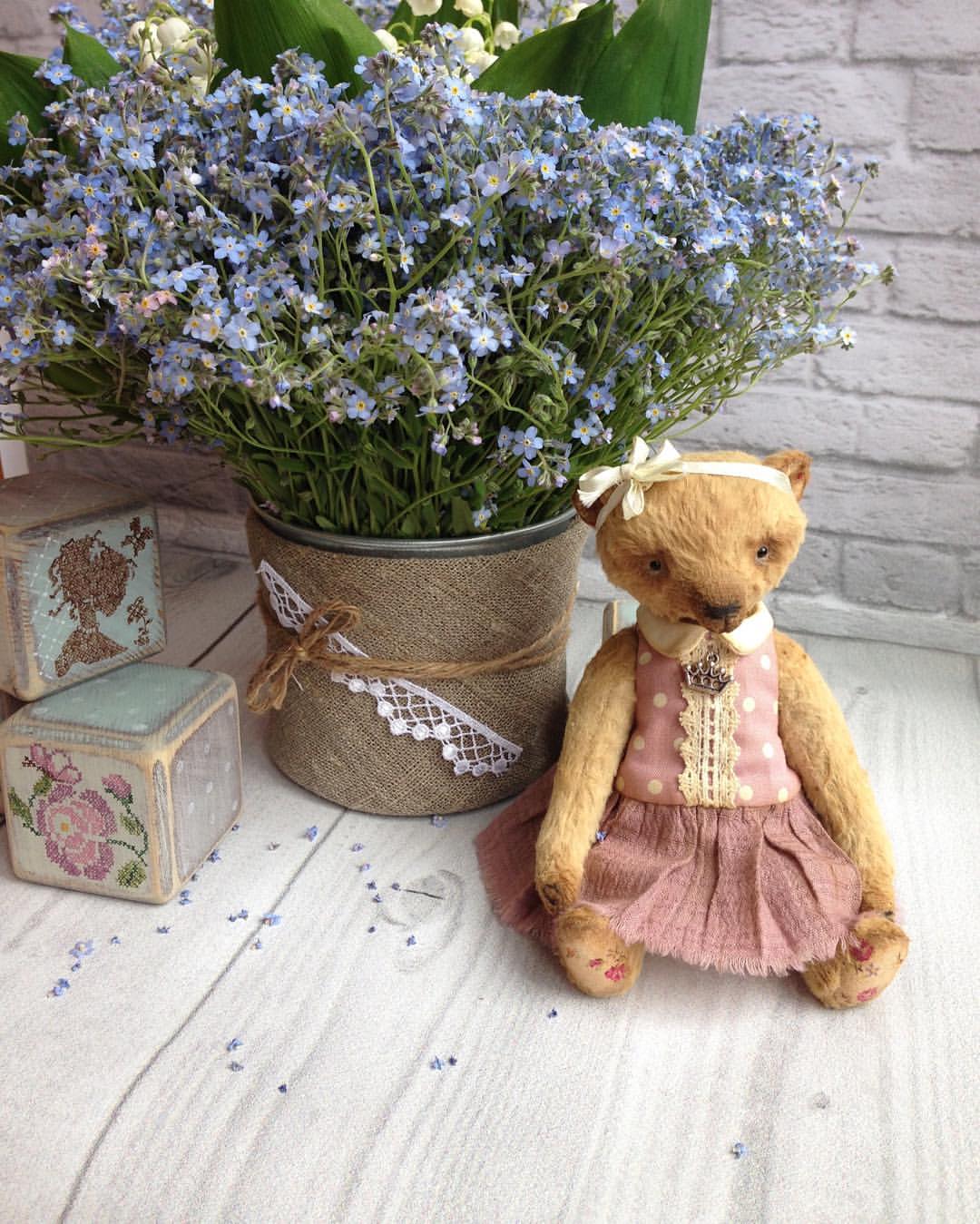 tania_gilevat_dolls в LOOKY — Запах от ландышей и незабудок пьянящий, жаль что не передаёт