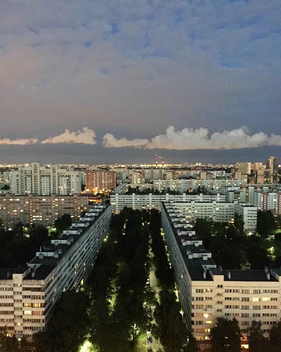 katerina_komarova_msk в LOOKY — Все природа-природа тут у меня, а питерский урбан в белые но