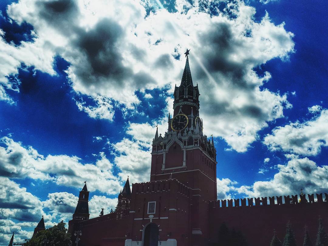 anna_ts_0704 in LOOKY. #moscow,#russia,#instamoscow,#явижумоскву,#ilovemoscow,#msk_city. Про город, который н...