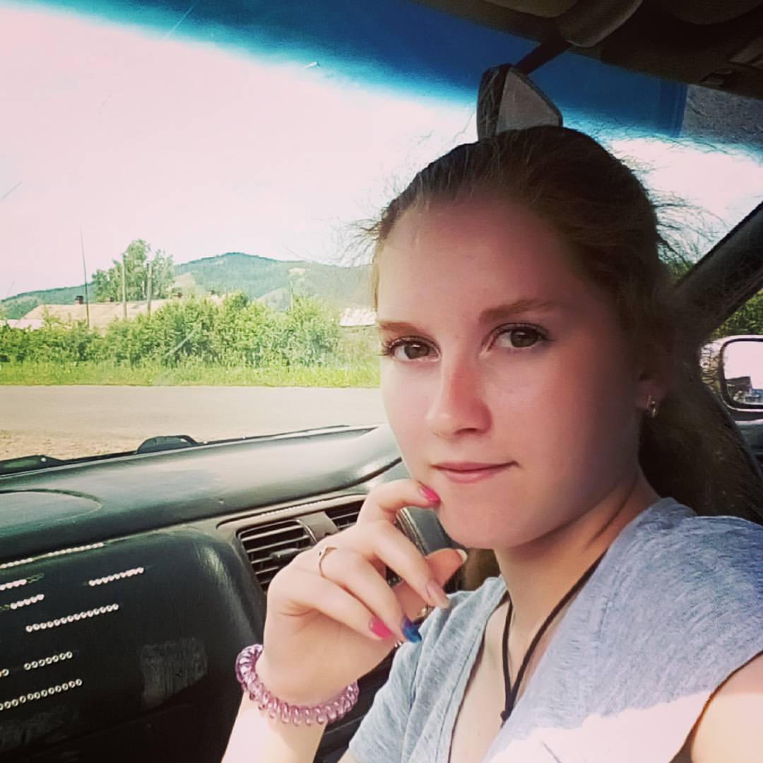 _annvznkv_av в LOOKY — Отдохнули у друга в деревне)😜 отличное настроение) 😸хороша