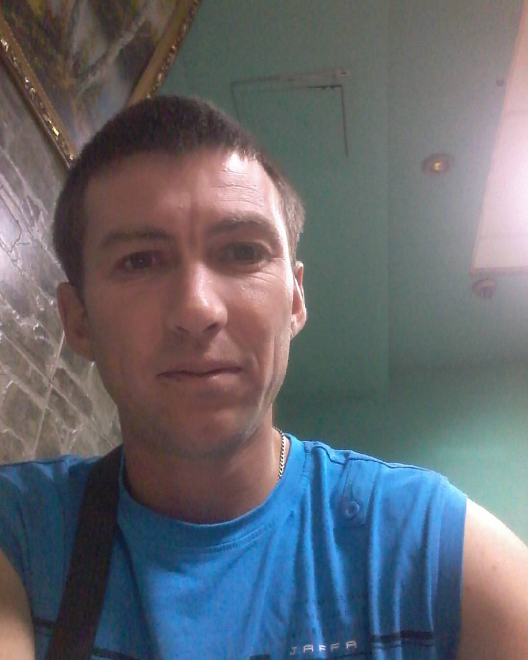 30skineers30 in LOOKY. . null