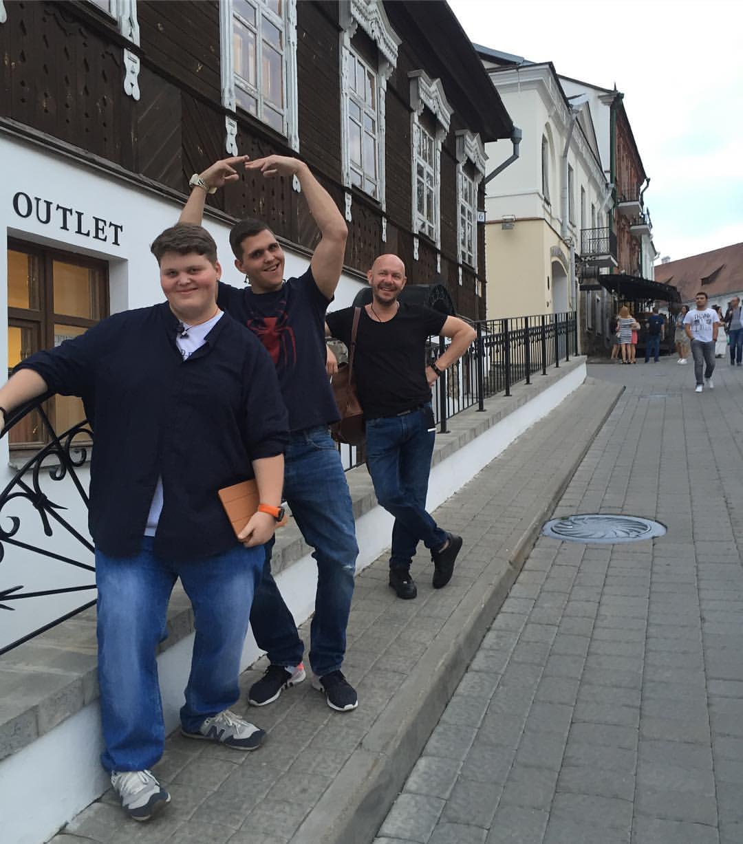 zvetokk в LOOKY — Праздник начинается! @berry_warrior @stepamalinovskiy
