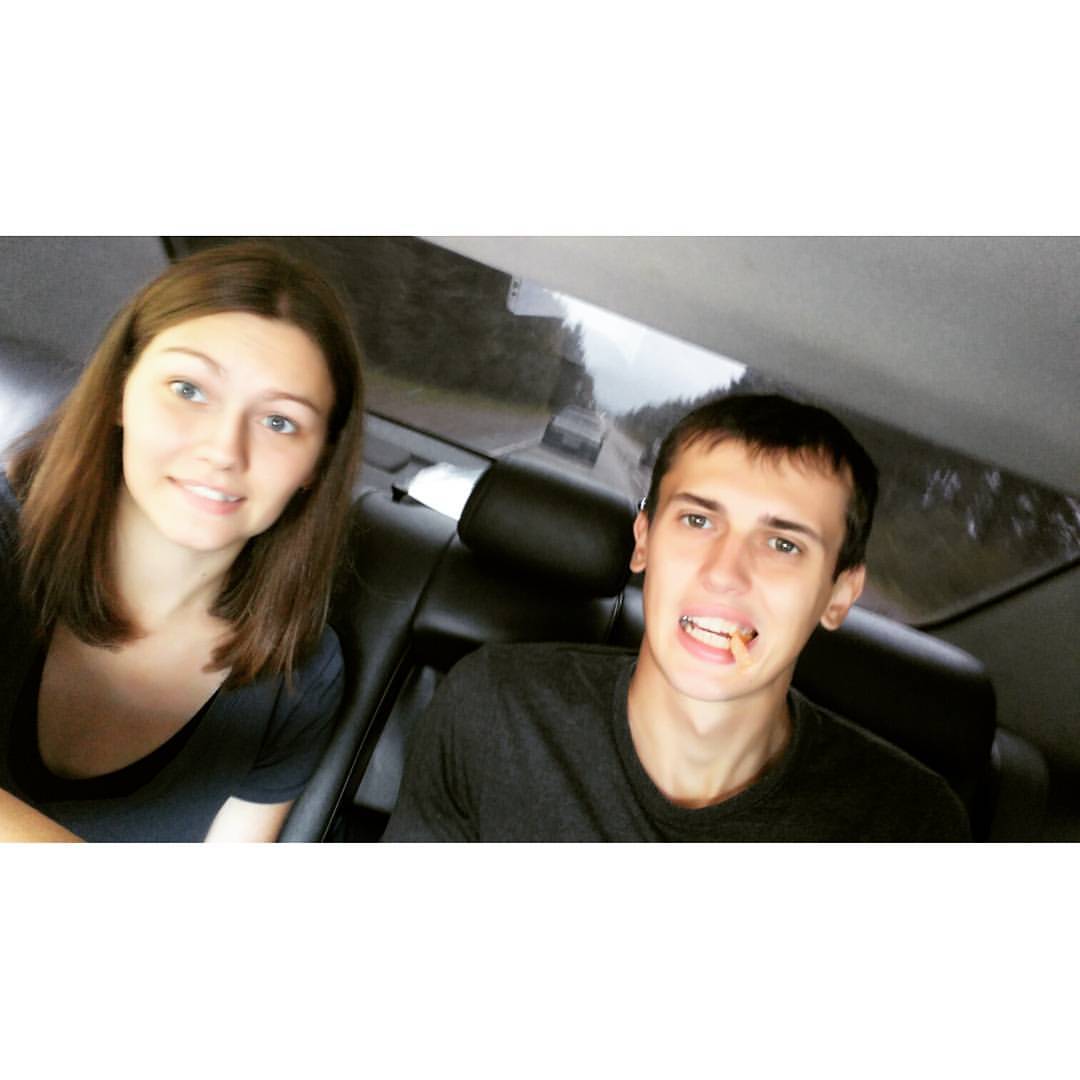 alenaaa.sd в LOOKY — Стартанули на соревнования 🚗🚗 Подгорный, жди нас🙋 #колонн