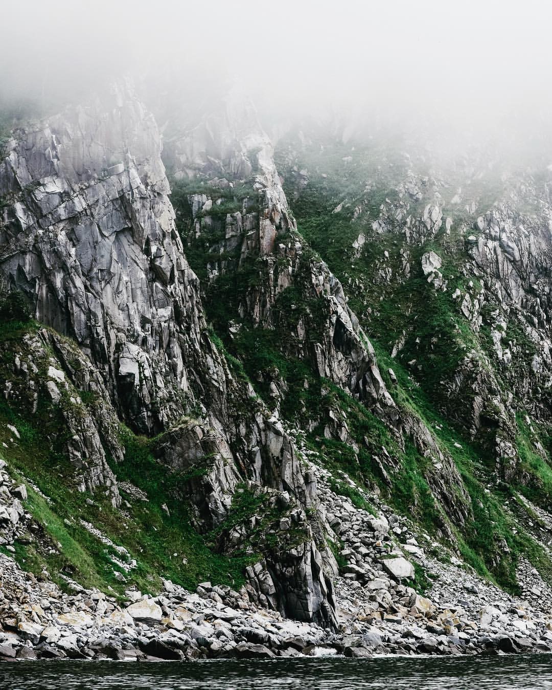 denisplotnikov в LOOKY. #landscapephotography,#landscape_captures,#landscapes,#landscape_photography,#landscapecaptures,#getlost,#landscapephotomag,#ig_landscape,#trapping_tones,#ig_masterpiece,#splendid_earth,#gramslayers,#agameoftones,#optoutside,#discoverearth,#exploretheglobe,#nakedplanet,#places_wow,#earthfocus,#ourplanetdaily,#earthofficial,#natgeo,#nationalgeographic,#awesome_earthpix,#fstoppers. #landscapephotograph...