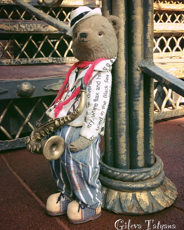 tania_gilevat_dolls в LOOKY. #teddybear,#handmadeteddybear,#мишкатедди,#пиджачок,#учусьуиванелоольги,#теддимишки,#тедди,#теддивподарок,#купитьтедди,#интерьернаяигрушка,#купитьтеддимишку,#игрушкиручнойработы,#teddy_bear. И ещё немного фото М...