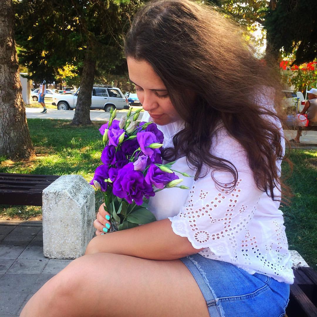 dasha_ktv в LOOKY — Пока ты покупаешь лимонад, тебе покупают цветы💜
•
•
•
#пп #