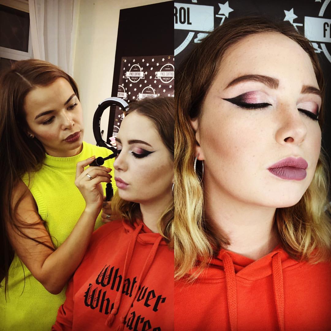 design_wowburo в LOOKY — Лепестки 🍃 любви 💘на глазках 👁 #makeup #mua #mac #nyx #ви