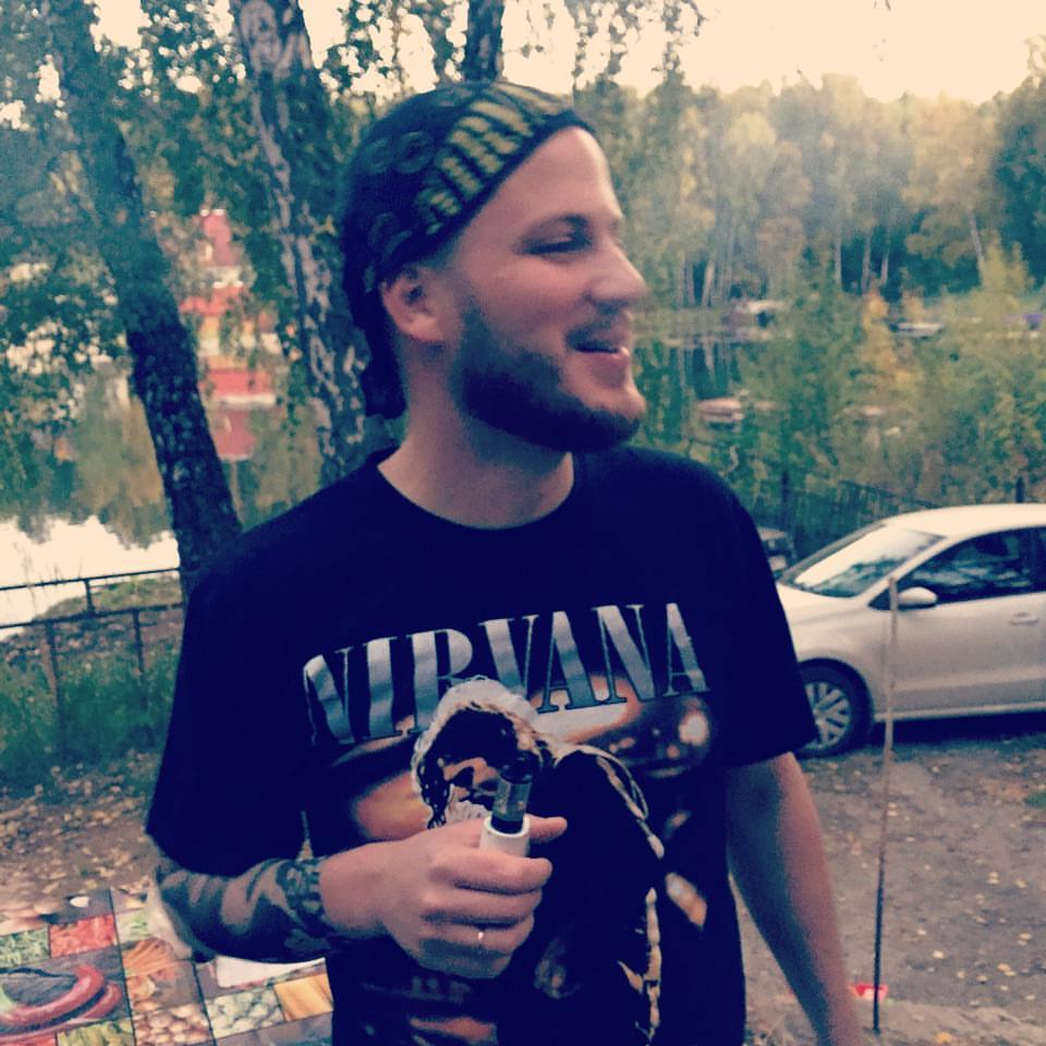 У всех нас рок в душе ✊ С днём рождения, дружище @tommy_maion