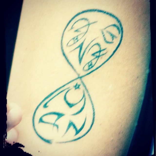 zenziyan в LOOKY. #newtattoo,#mötleycrüe,#ink,#tattooart,#inked,#taty,#zenziyan,#Татуювання,#,#shaman,#infinity,#alchemy,#ouroboros. I could be ur dorian...