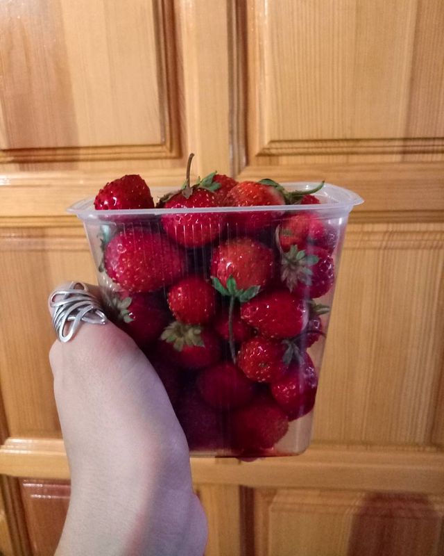 llita.bl в LOOKY. . Впервые клубника в с...