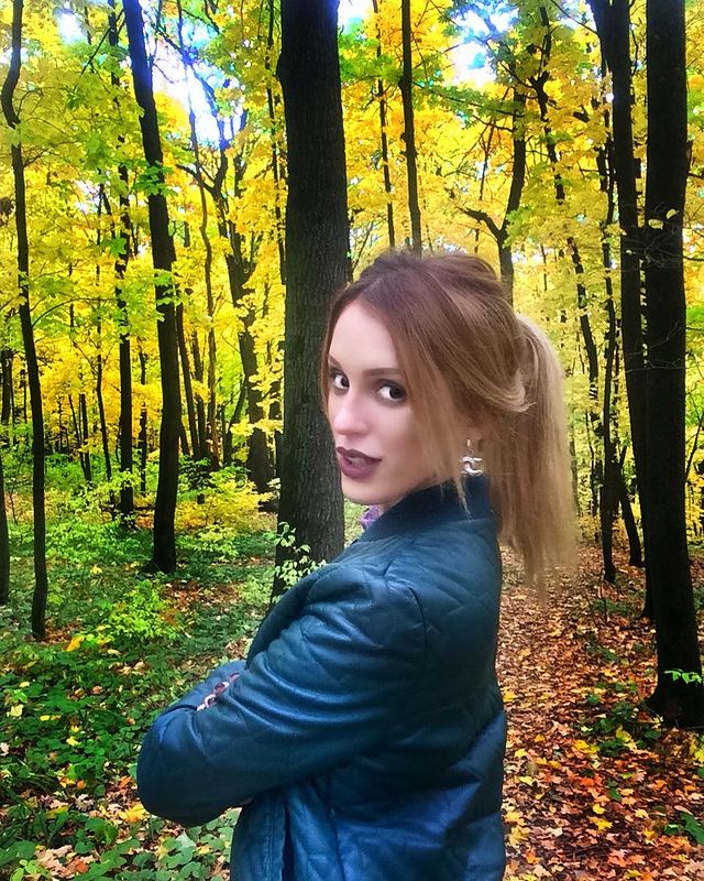 b_stt в LOOKY. #осень,#осень2017,#белгород,#girl,#lifestyleblogger,#lifeisgood. А ты любишь осень 🍂...