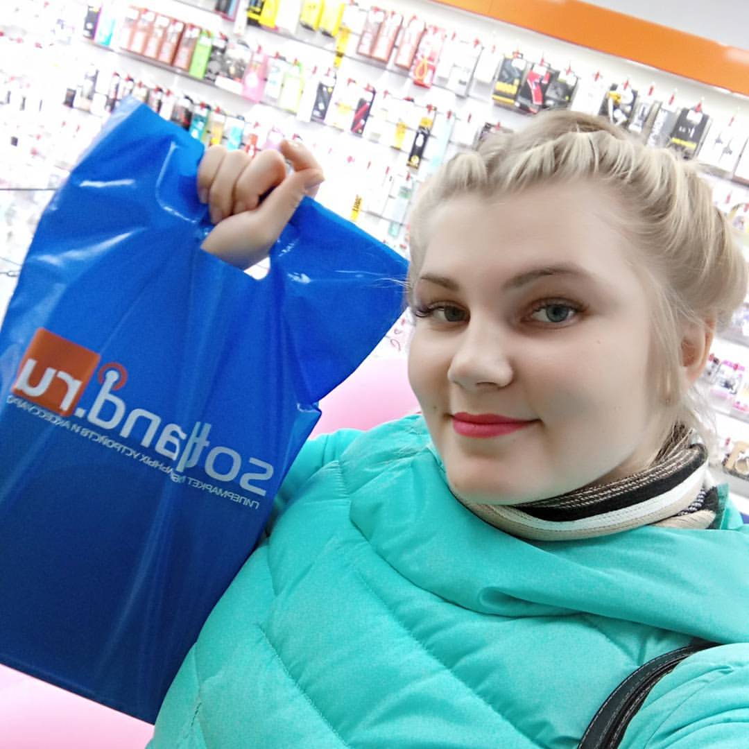 __sementsovamary__ in LOOKY. #отзывsotland. Захотелось колоночку...