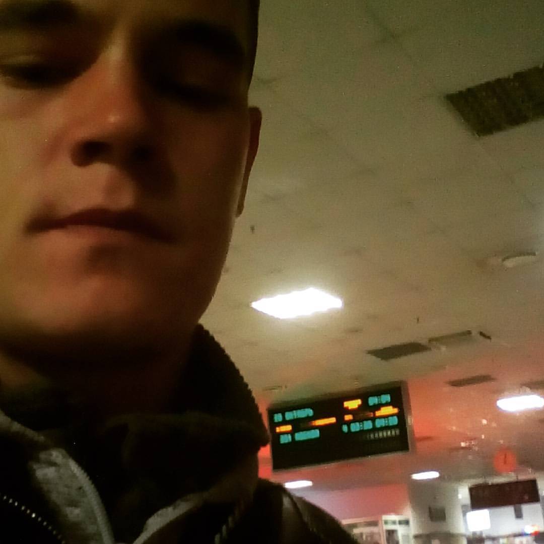 gorohannrey in LOOKY. #командировка#уфаждвокзал. #командировка#уфаждв...