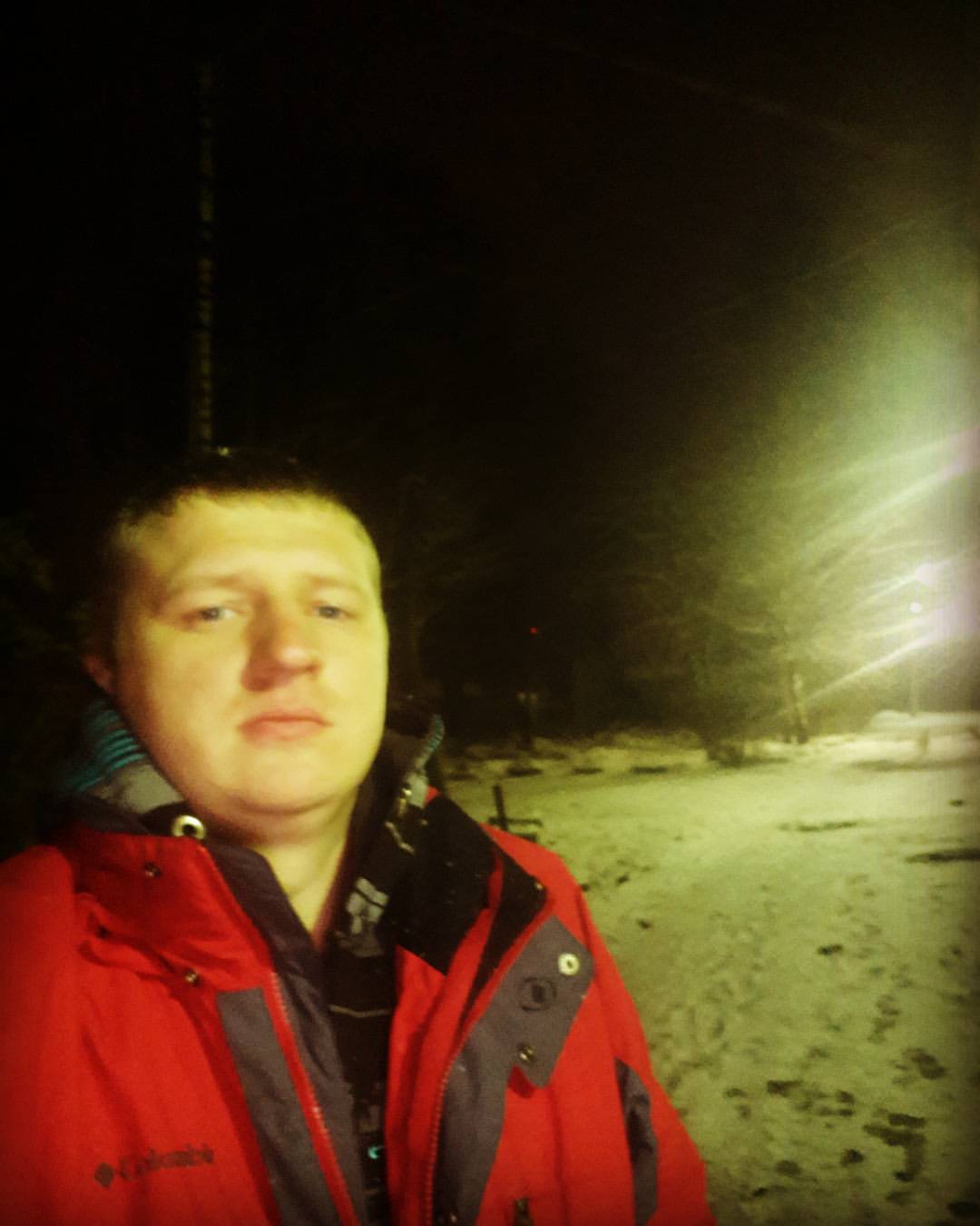 vitek5898 в LOOKY. #снег,#снежок. #снег#снежок