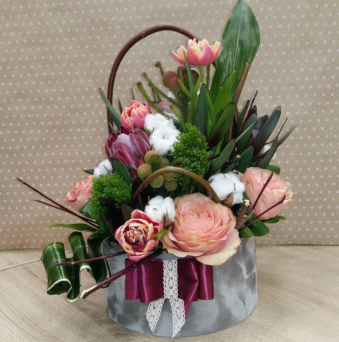 prosto_toma в LOOKY. #коробкасцветами,#floral,#cotton,#kagala,#tulips. Серо-буро-малиновый�...