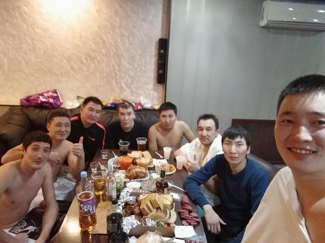 anatoliyguriev в LOOKY. . ✊🏻✊🏻✊🏻 өссө төгүл...