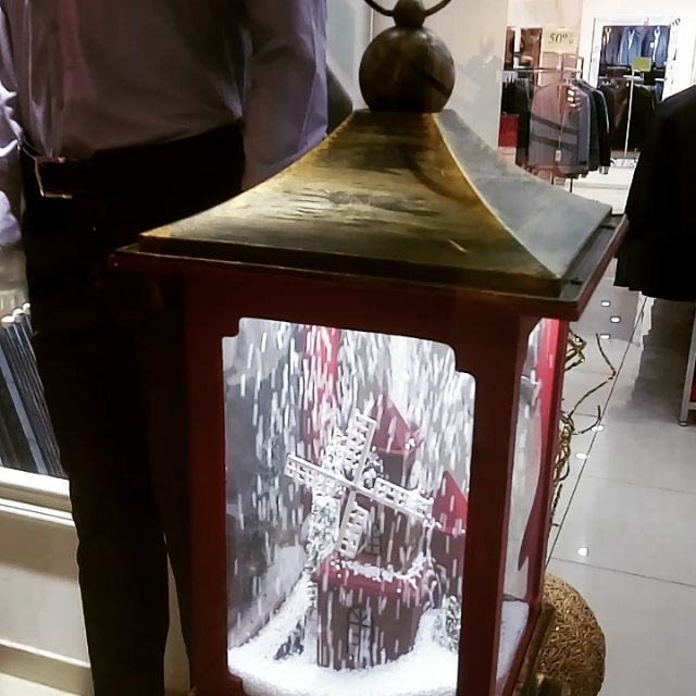 aleksandra.starikova в LOOKY. #красноярск,#ритейл,#креатив,#retailideas,#retailcreative,#newyear. В каждом посте хочет...