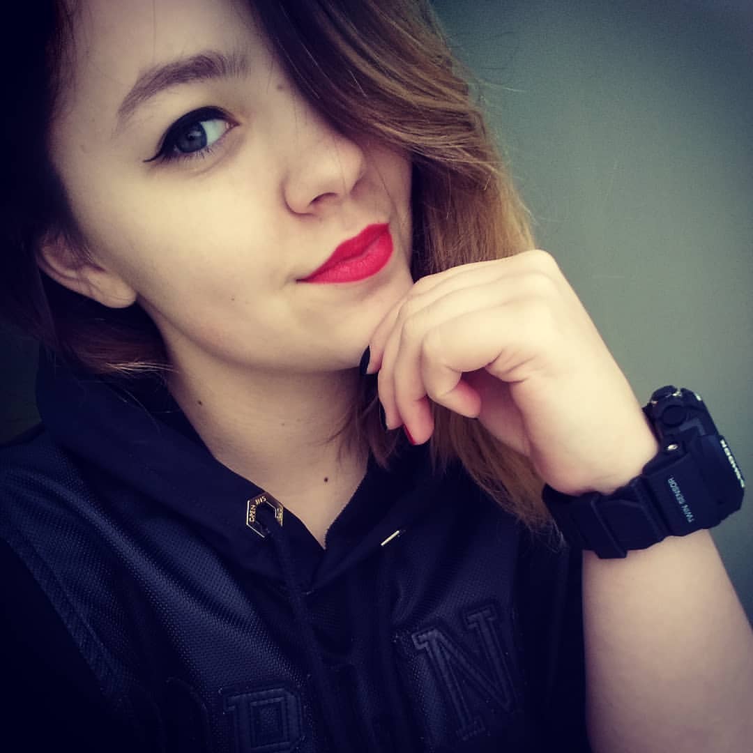 dasha_disaenko в LOOKY. . Считая человека плох...